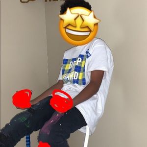 Meet your Posher, Avery